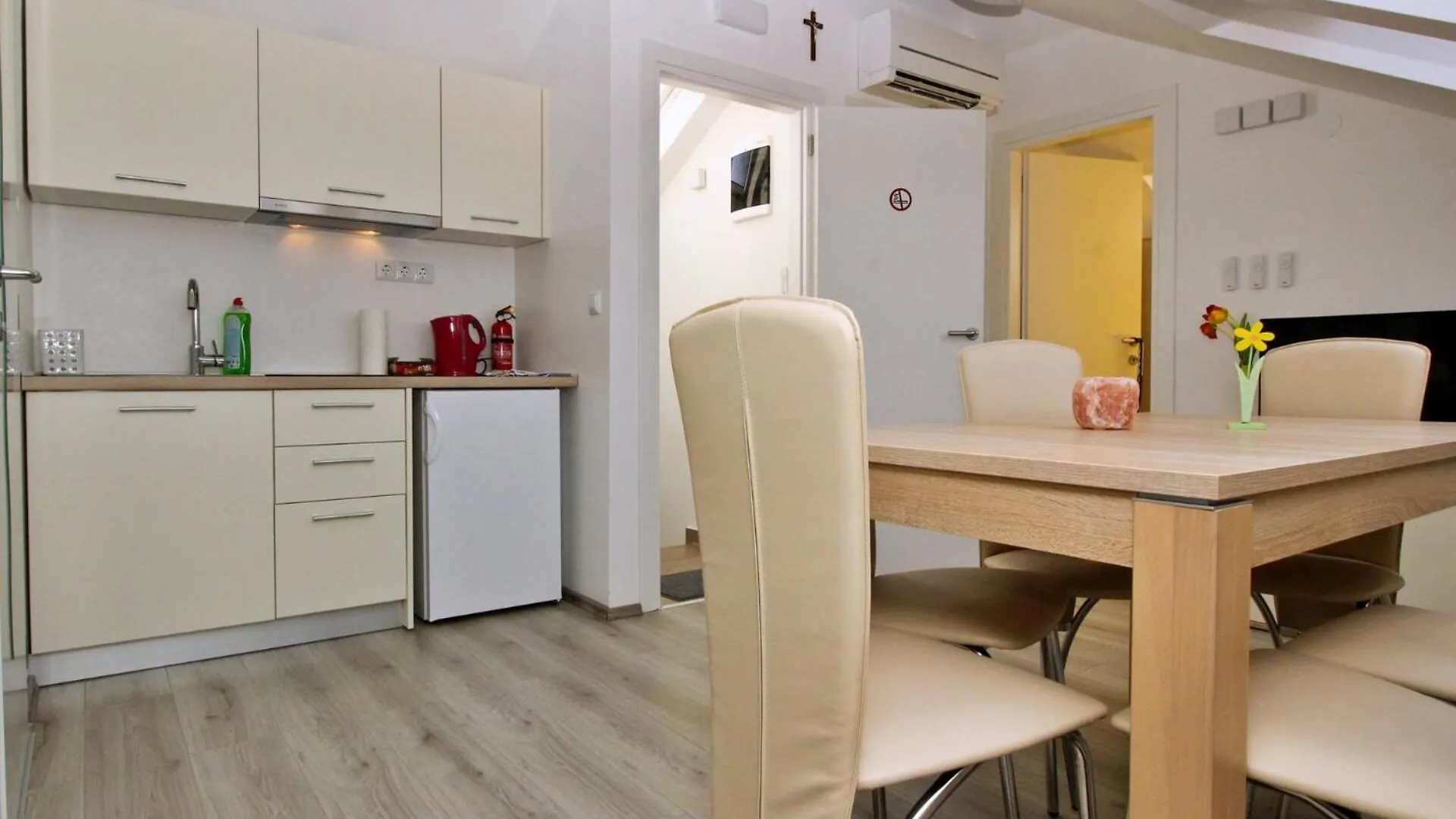 שילו Apartment Ivo P. 3*,