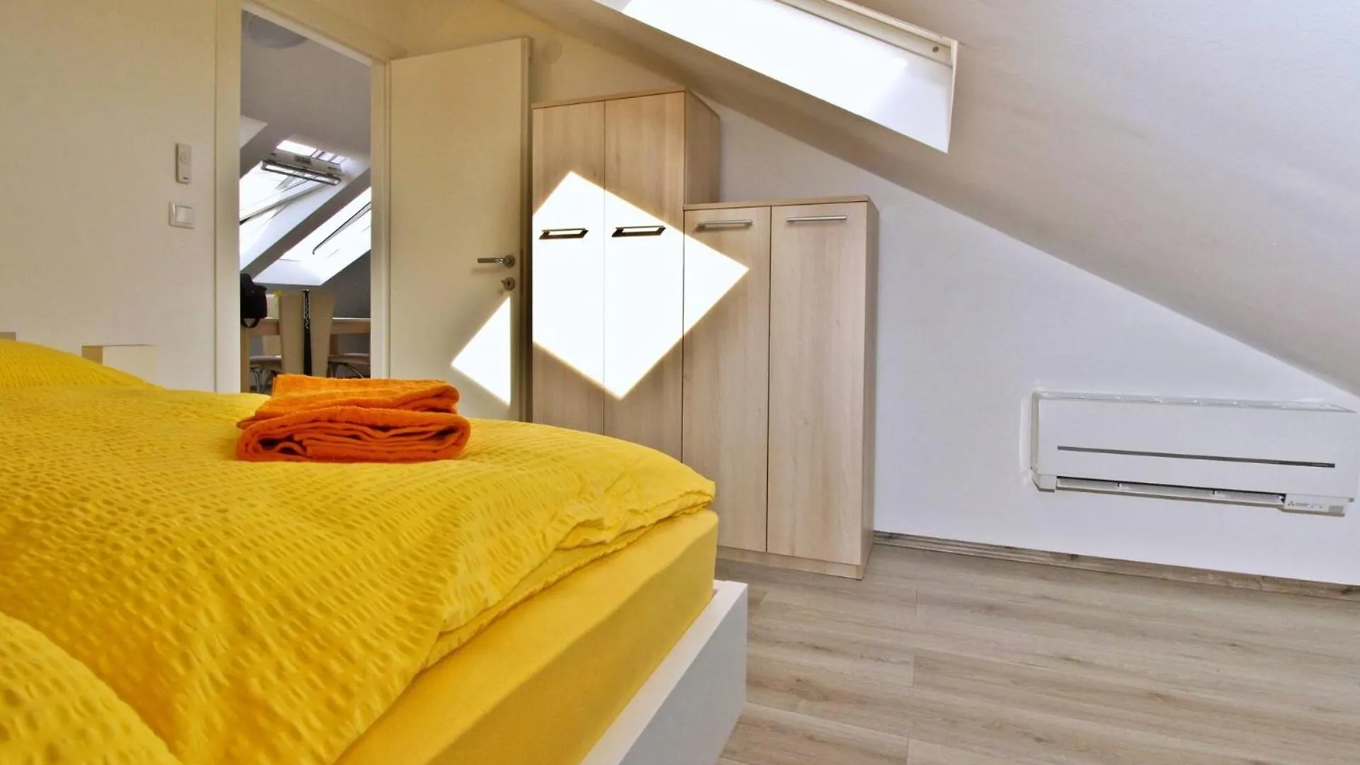 Apartment Ivo P. Silo  Guest house Silo (Krk)
