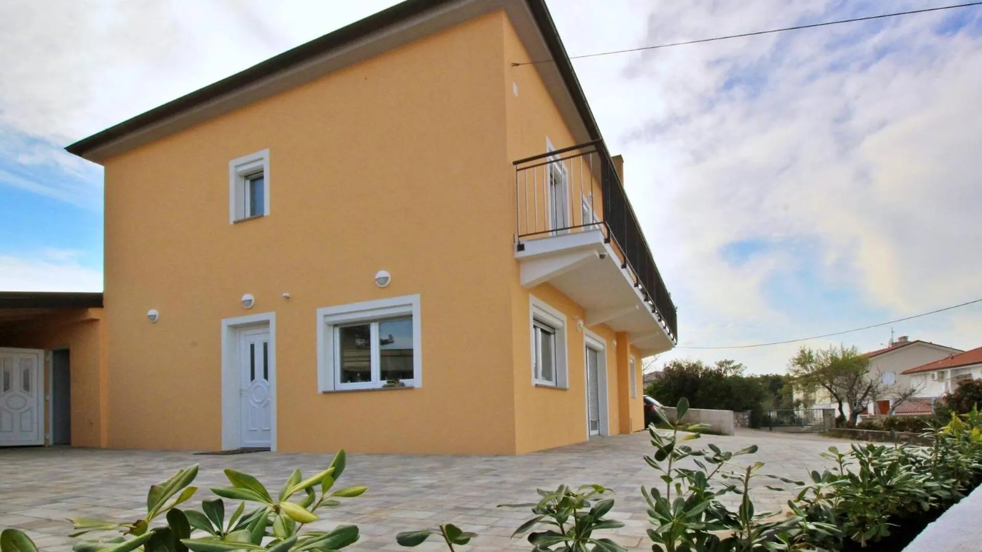 שילו Apartment Ivo P. 3*,